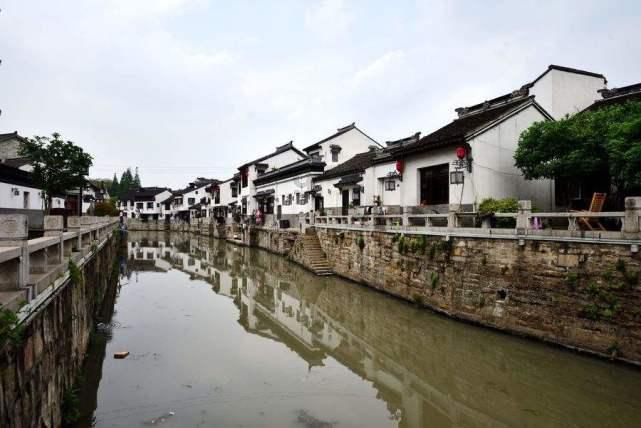 多家股份制银行宣布下调存款利率，下调的原因是什么？游戏画面
